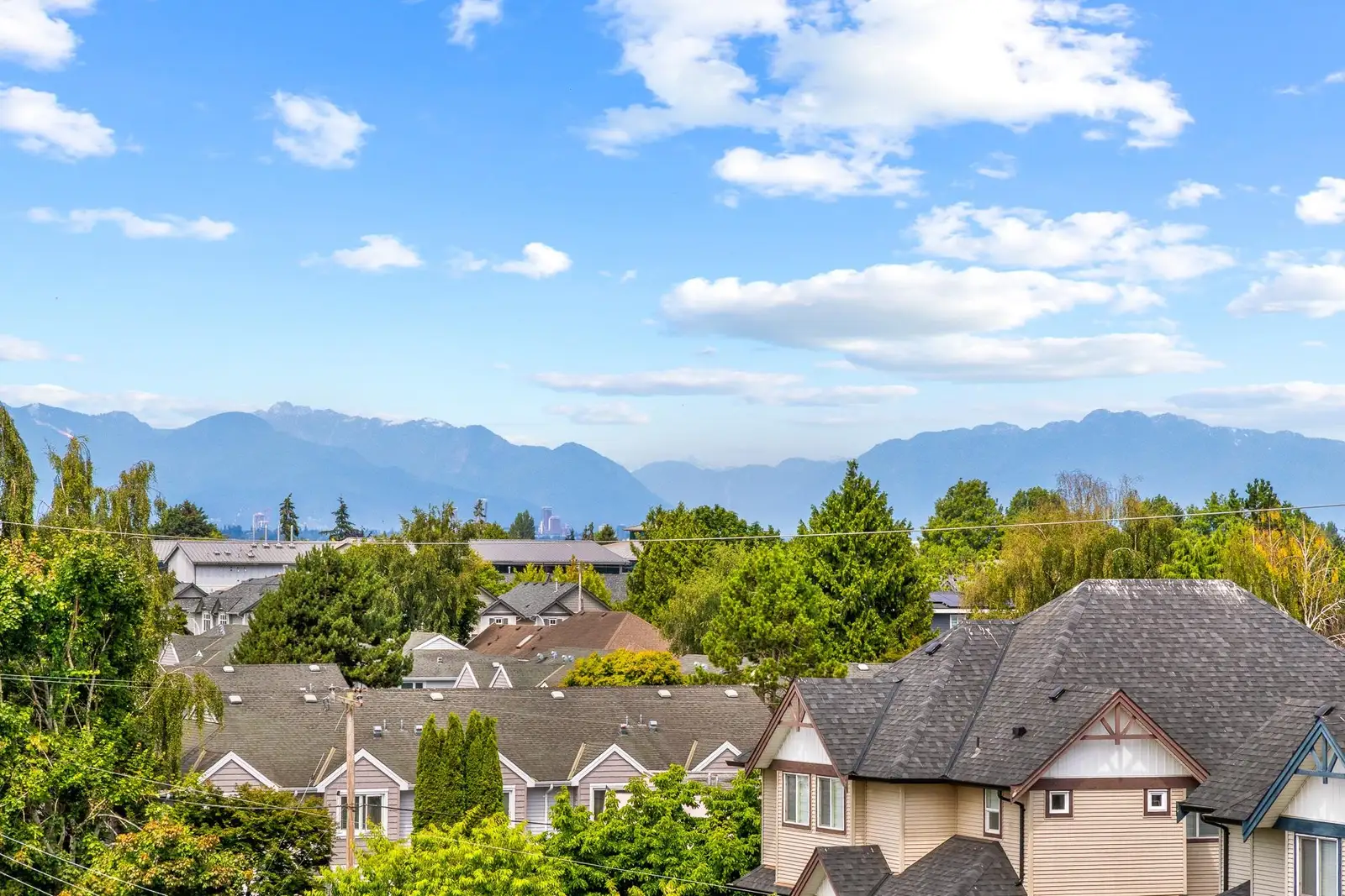 1 3993 CHATHAM STREET, Richmond BC V7E 2Z6