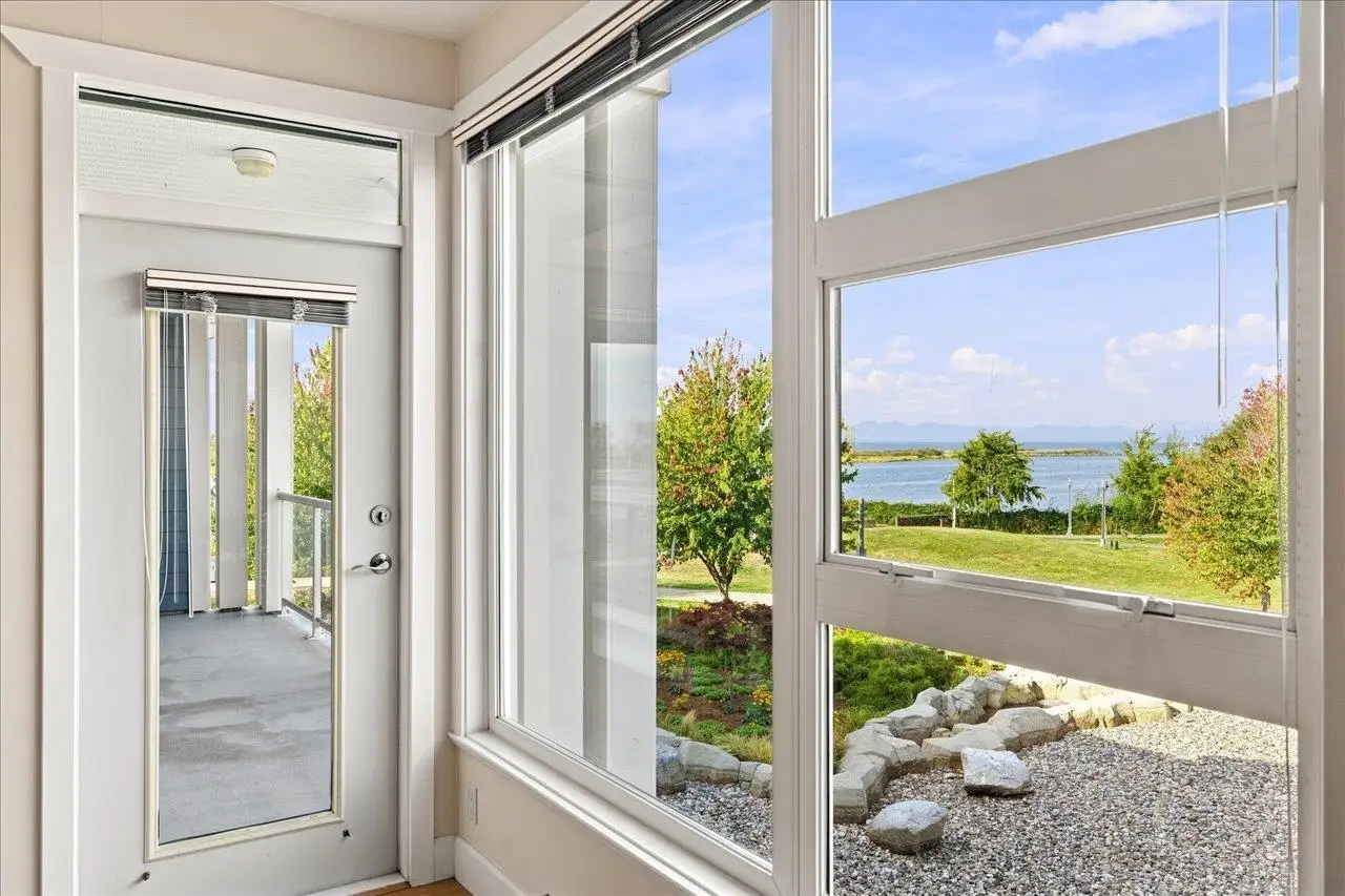 323 4500 WESTWATER DRIVE, Richmond BC V7E 6S1