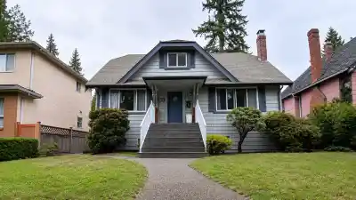 3885 W 35TH AVENUE, Vancouver BC V6N 2N8