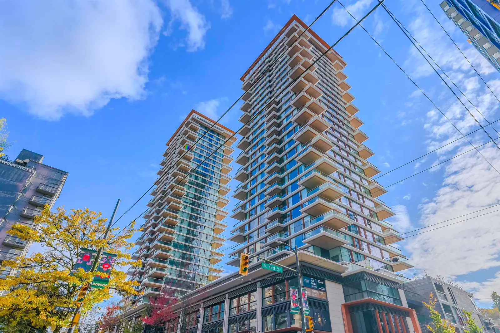 1606 1482 ROBSON STREET, Vancouver BC V6G 1B9