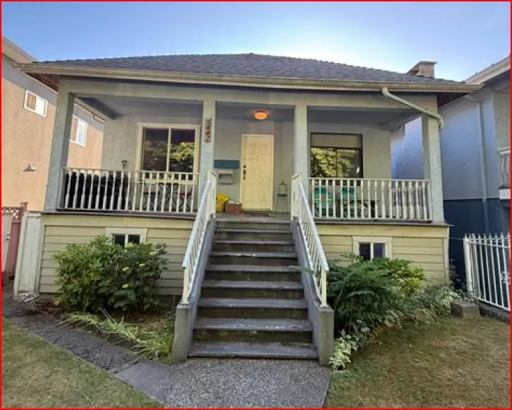 5441 DUNDEE STREET, Vancouver BC V5R 3T8