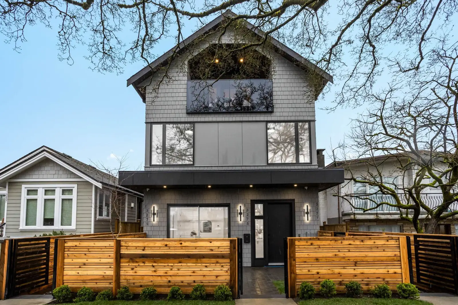 2 3275 GRAVELEY STREET, Vancouver BC V5K 3K8