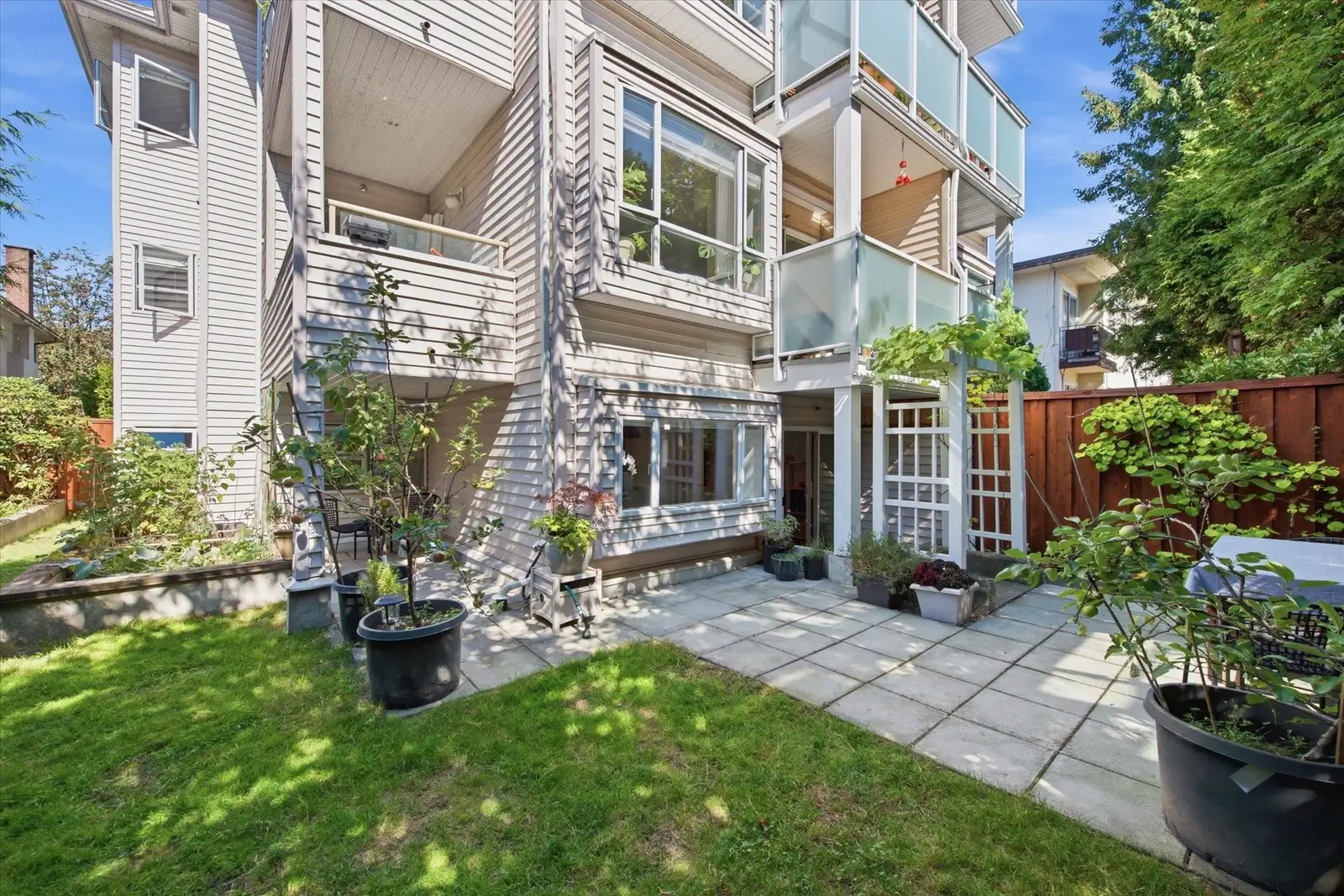 102 788 E 8TH AVENUE, Vancouver BC V5T 1T4