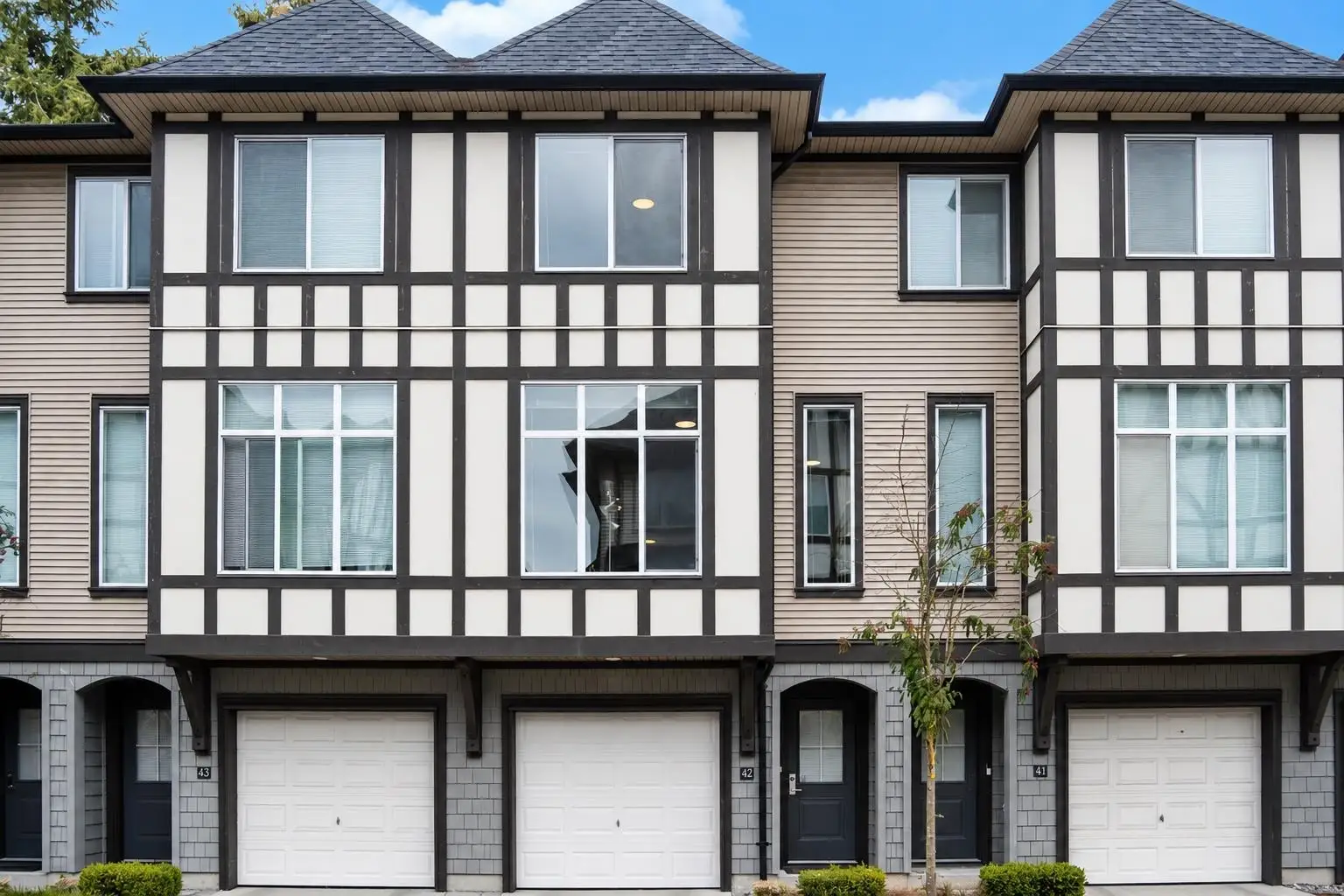 42 9728 ALEXANDRA ROAD, Richmond BC V6X 0M4