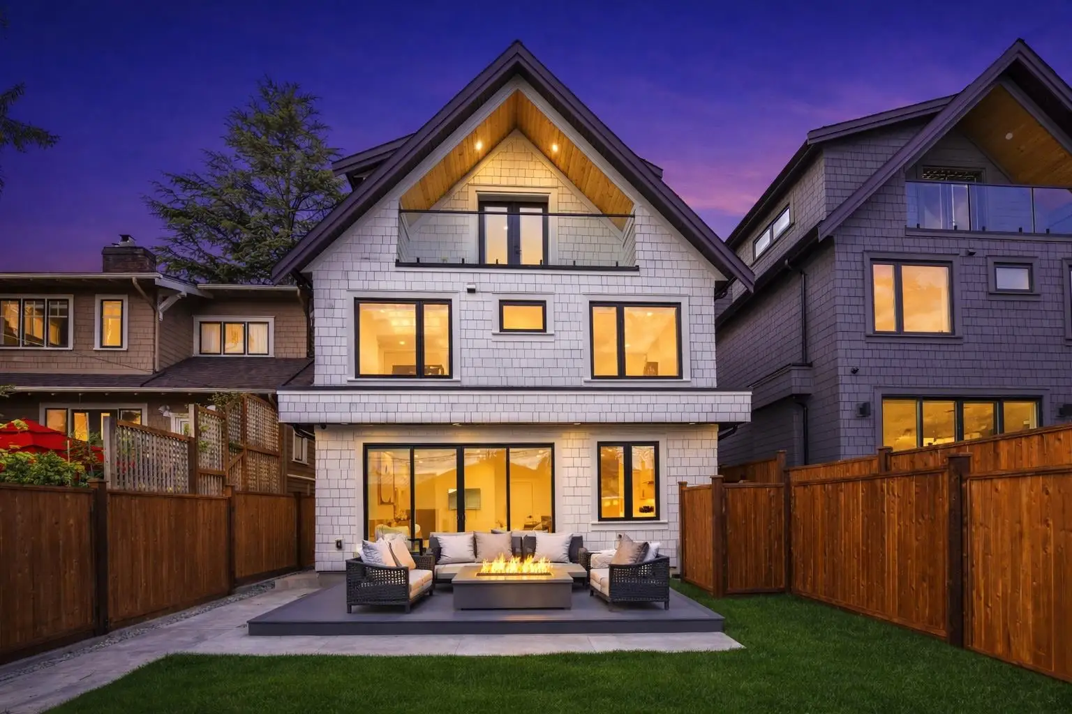 2 2138 W 48TH AVENUE, Vancouver BC V6M 2P5