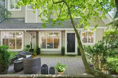 2 1071 LYNN VALLEY ROAD, North Vancouver BC V7J 1Z6