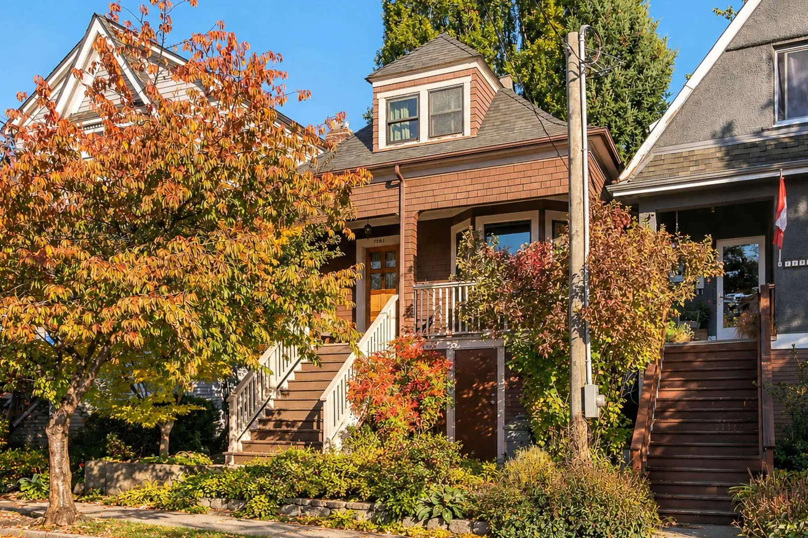 1761 E 4TH AVENUE, Vancouver BC V5N 1J9