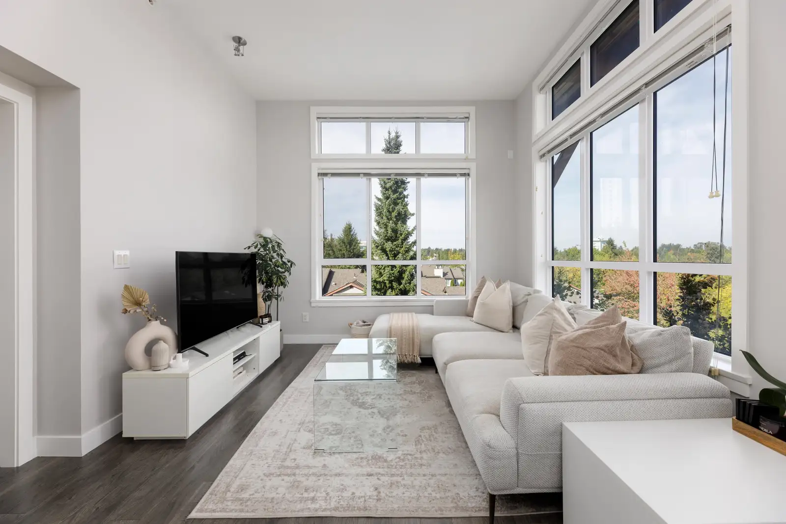 407 10477 154 STREET, Surrey BC V3R 0C6