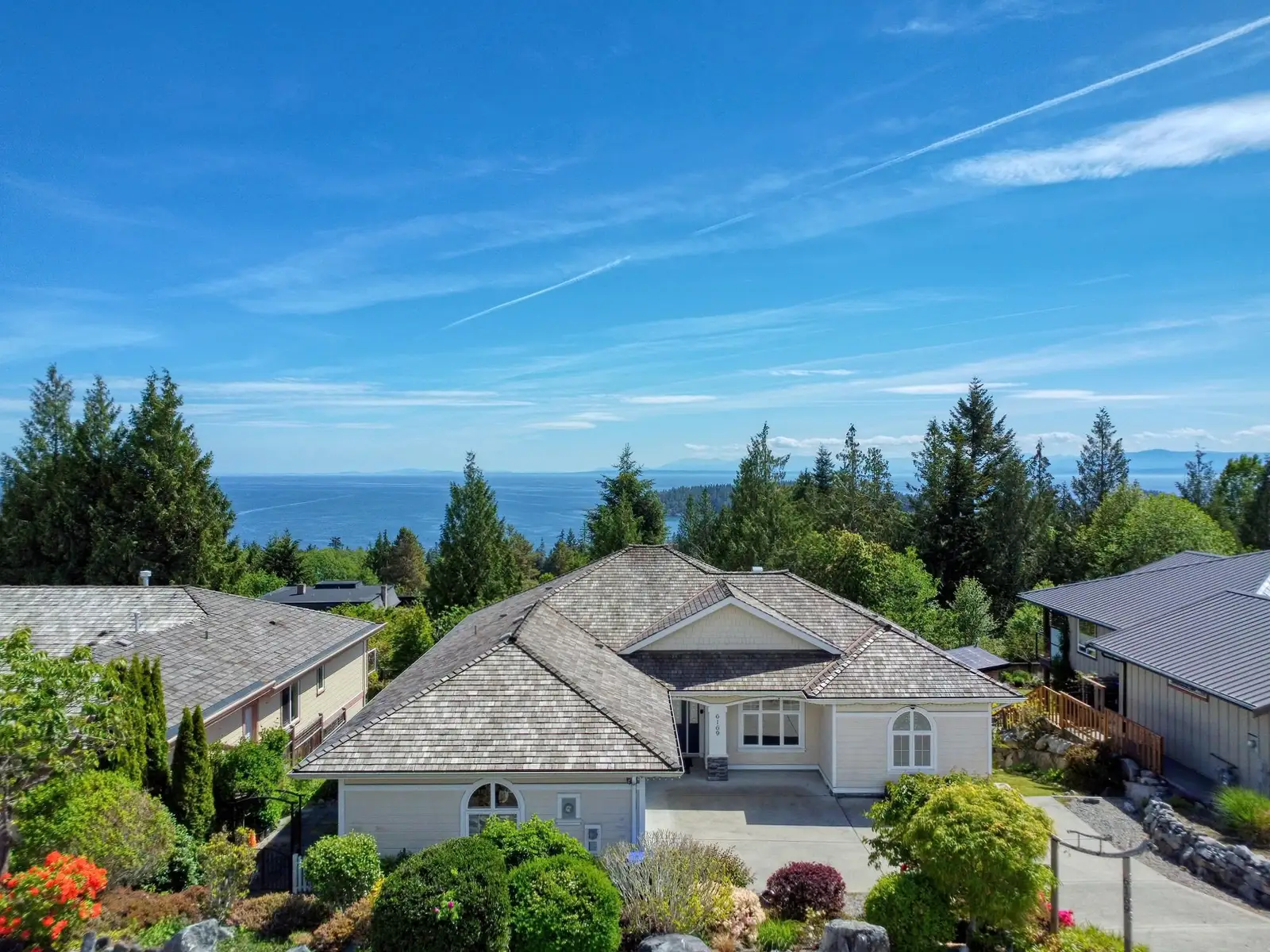 6169 MIKA ROAD, Sechelt BC V7Z 0R6