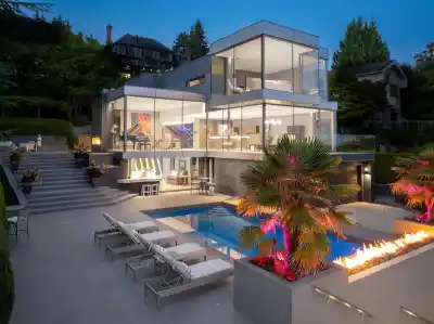 2331 WESTHILL DRIVE, West Vancouver BC V7S 2Z2
