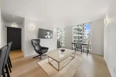 2501 1351 CONTINENTAL STREET, Vancouver BC V6Z 0C6