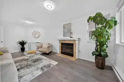 1 7600 FRANCIS ROAD, Richmond BC V6Y 1A2