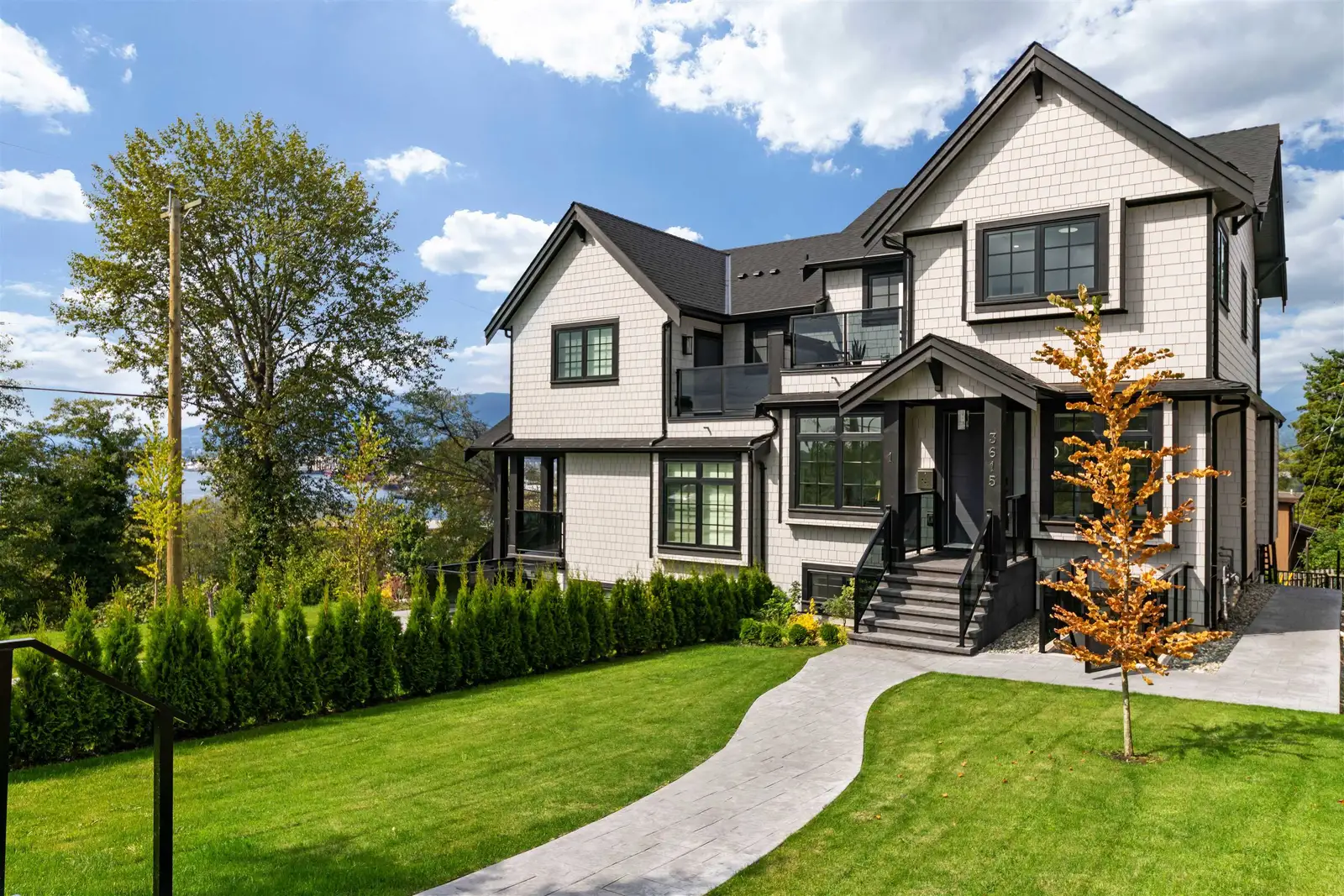 3615 YALE STREET, Vancouver BC V5K 1C8