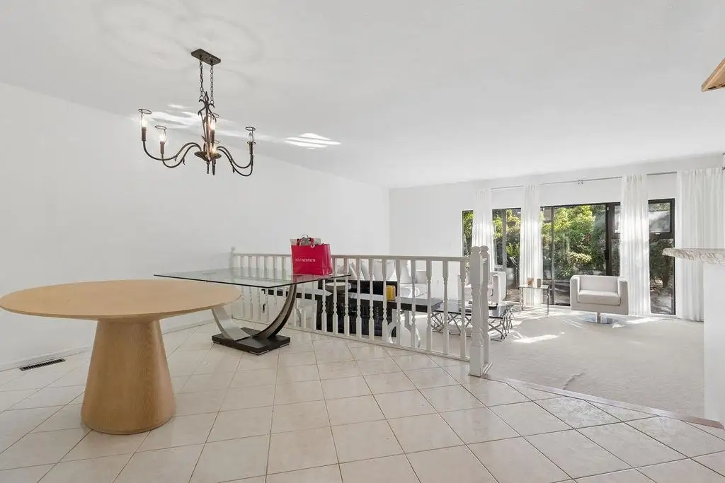 6566 PINEHURST DRIVE, Vancouver BC V5X 4P1
