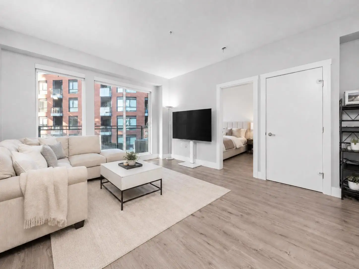 309 3588 SAWMILL CRESCENT, Vancouver BC V5S 0H5