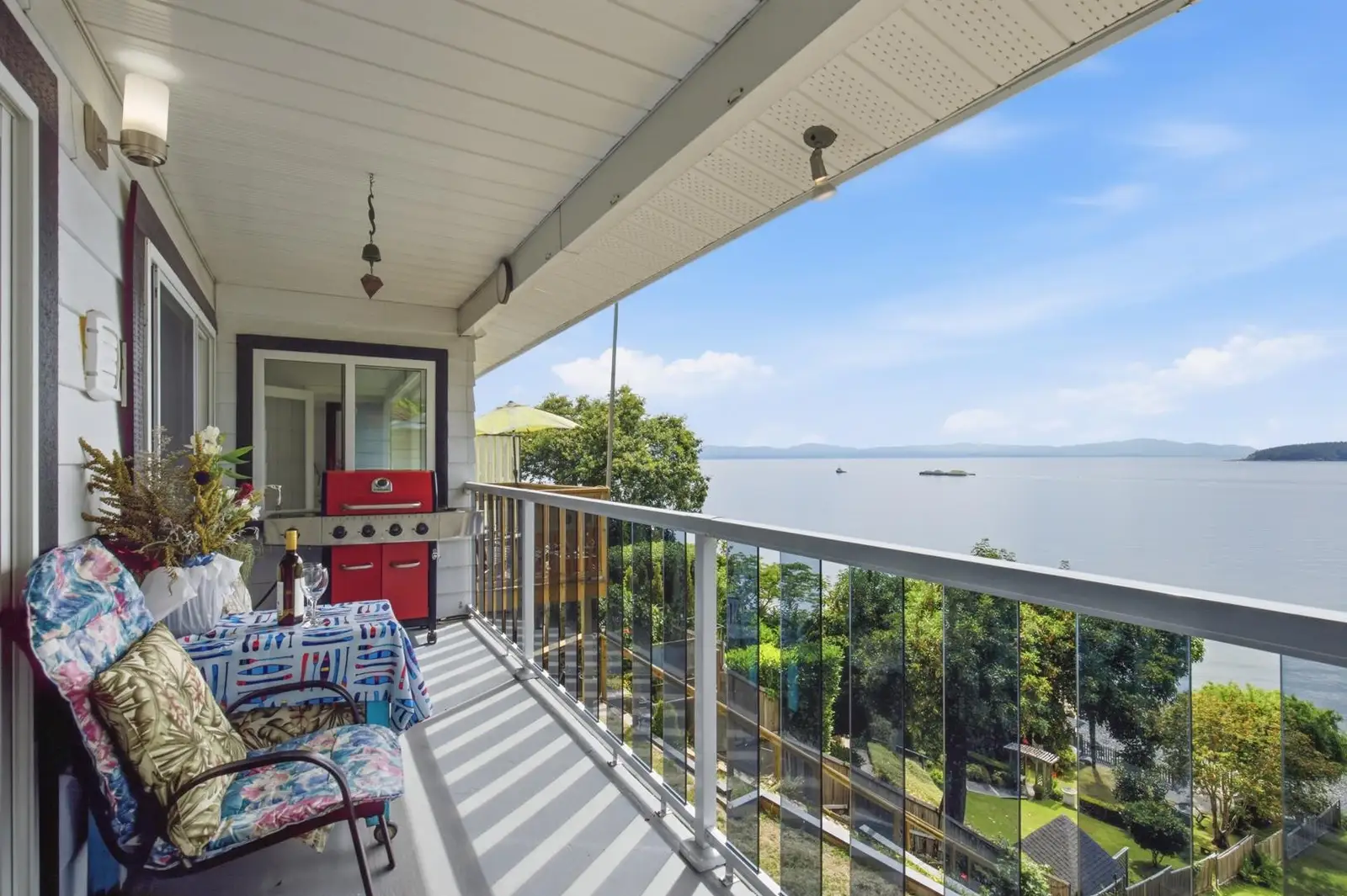 5223 SUNSHINE COAST HIGHWAY, Sechelt BC V7Z 0C4