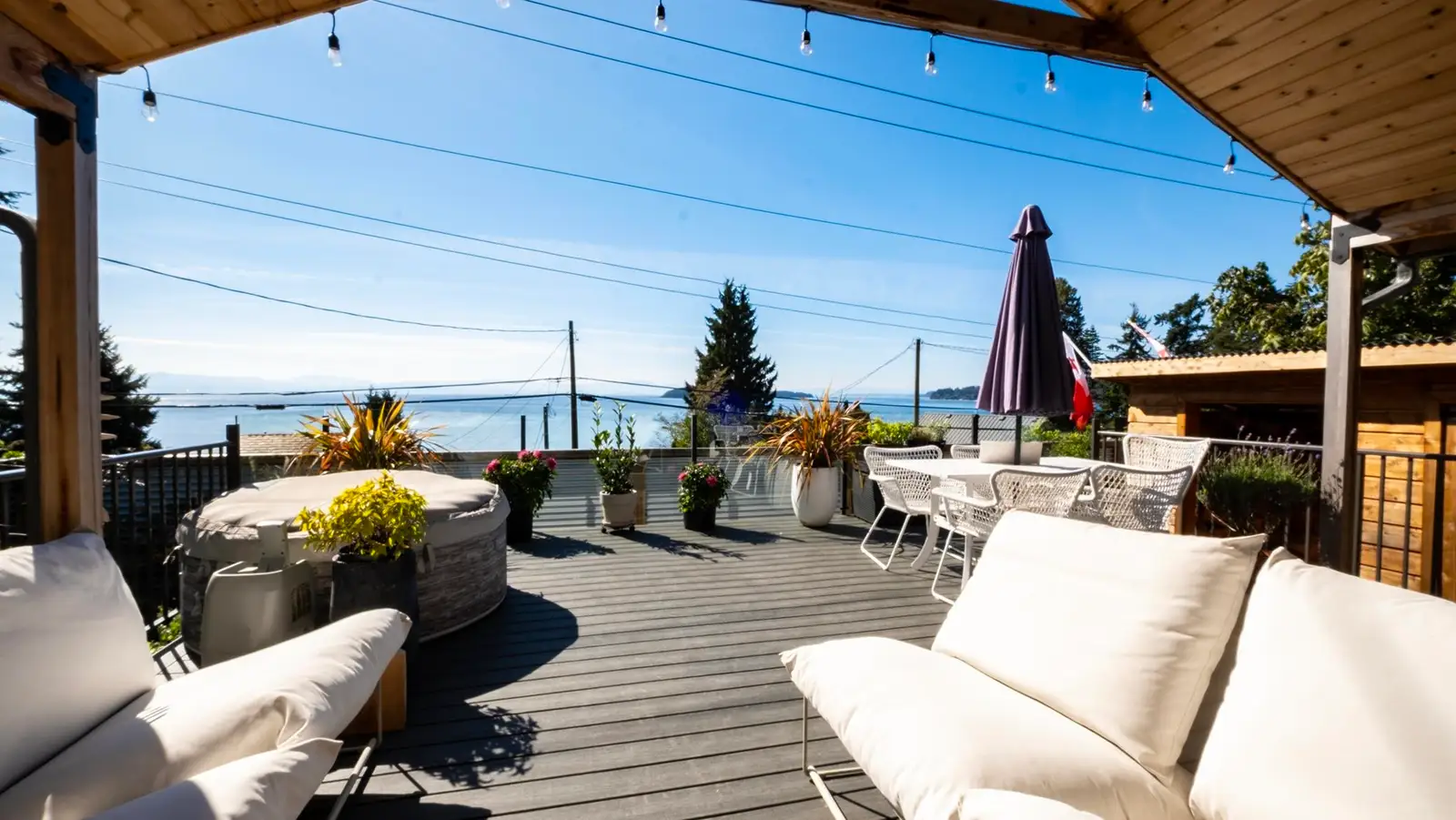 5273 LITTLE LANE, Sechelt BC V7Z 0G7