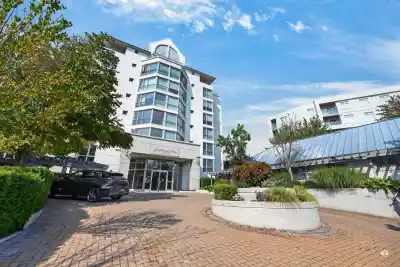109 5860 DOVER CRESCENT, Richmond BC V7C 5S6
