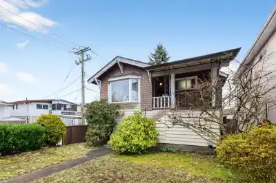 2284 E 45TH AVENUE, Vancouver BC V5P 1N8