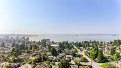 2479 OTTAWA AVENUE, West Vancouver BC V7V 2T2