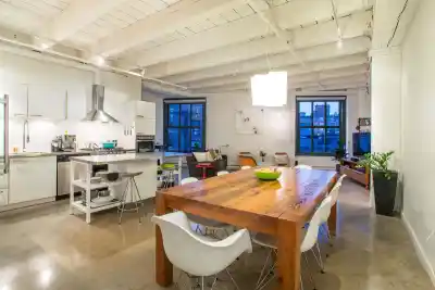 303 55 E CORDOVA STREET, Vancouver BC V6A 0A5