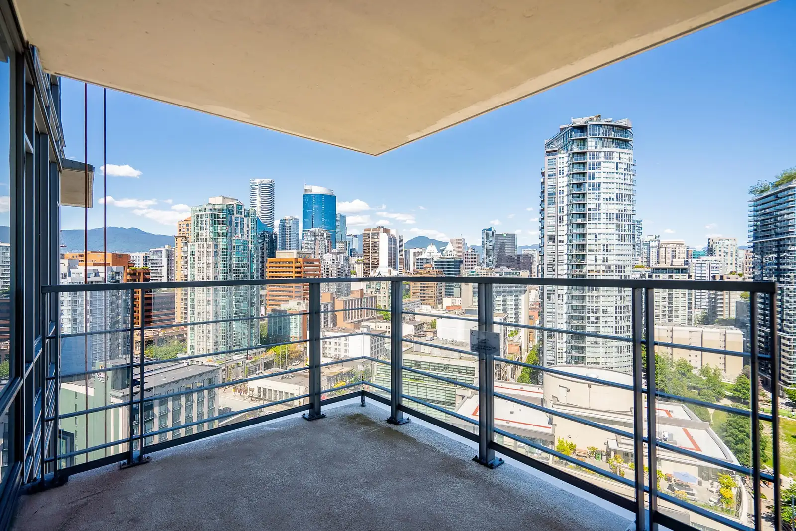 2206 1255 SEYMOUR STREET, Vancouver BC V6B 0H1