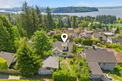1013 DUCHESS AVENUE, West Vancouver BC V7T 1G8