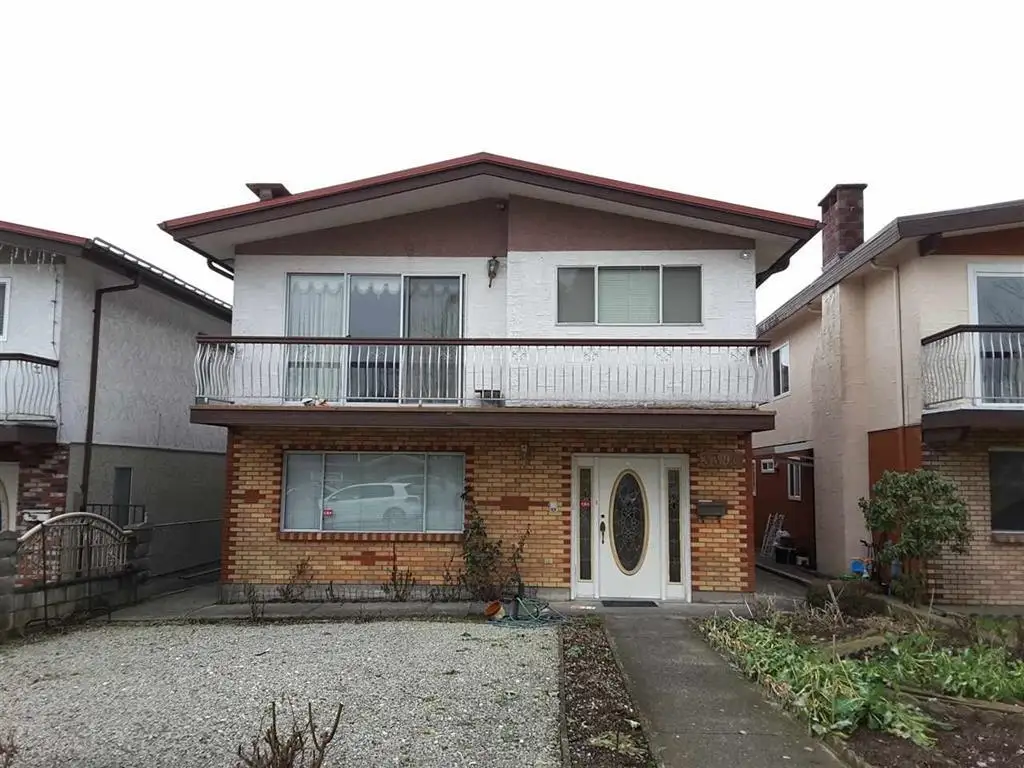 3386 QUEENS AVENUE, Vancouver BC V5R 4V1