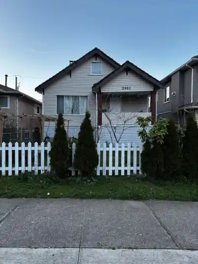 2961 E 29TH AVENUE, Vancouver BC V5R 1V8