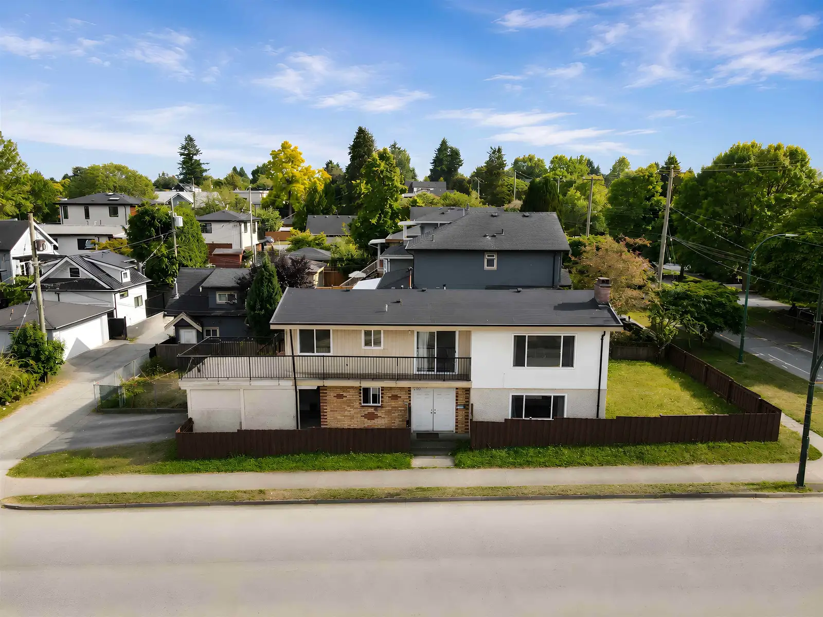 1020 E KING EDWARD AVENUE, Vancouver BC V5V 2E9