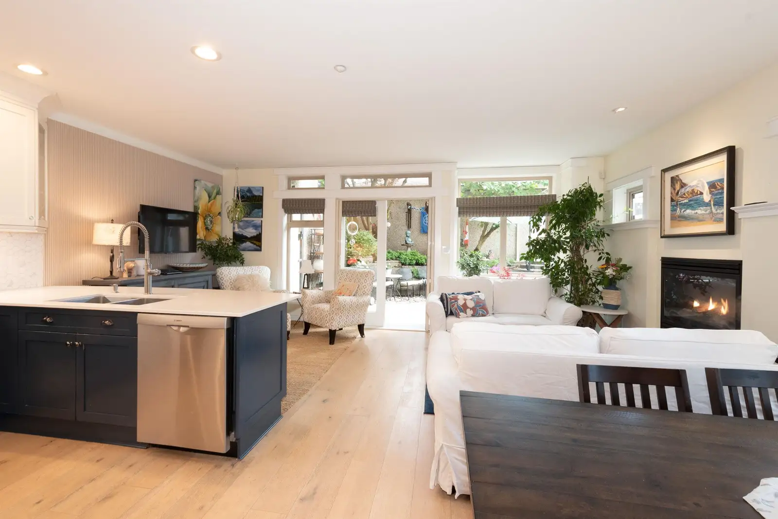 1978 W 12TH AVENUE, Vancouver BC V6J 2E9
