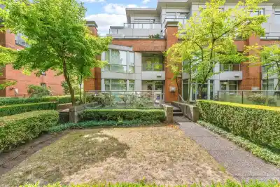 201 638 W 45TH AVENUE, Vancouver BC V5Z 4R8