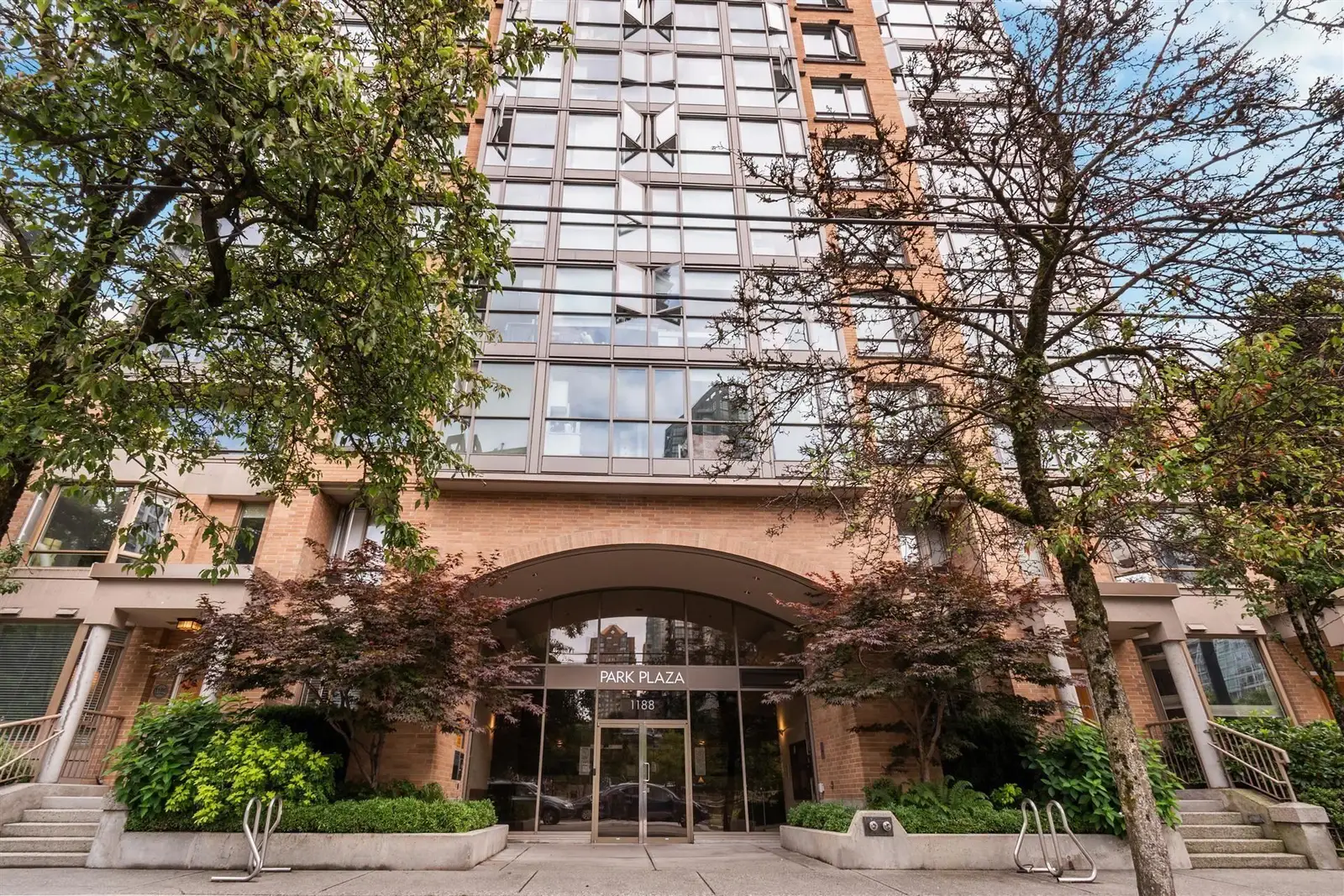 2203 1188 RICHARDS STREET, Vancouver BC V6B 3E6