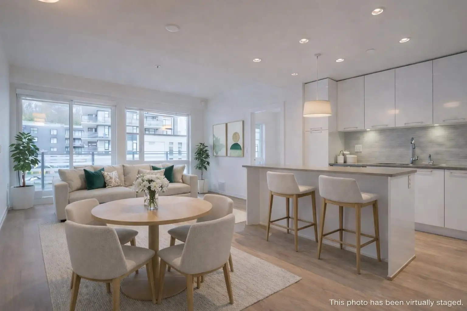 607 3488 SAWMILL CRESCENT, Vancouver BC V5S 0C7