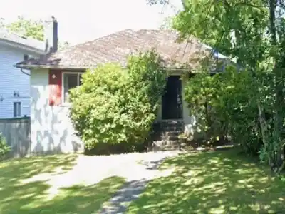 2315 W 13TH AVENUE, Vancouver BC V6K 2S5