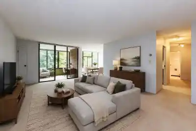 407 4101 YEW STREET, Vancouver BC V6L 3B7