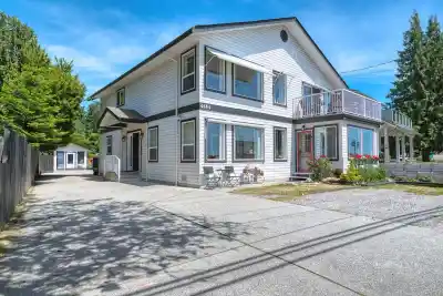 4664 SUNSHINE COAST HIGHWAY, Sechelt BC V7Z 0E5