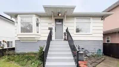 1939 E 39TH AVENUE, Vancouver BC V5P 1H5