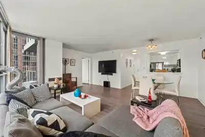 2102 930 CAMBIE STREET, Vancouver BC V6B 5X6