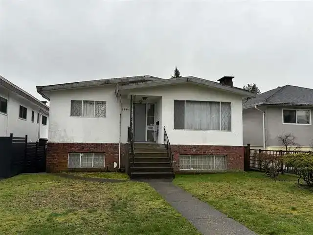2894 E 43RD AVENUE, Vancouver