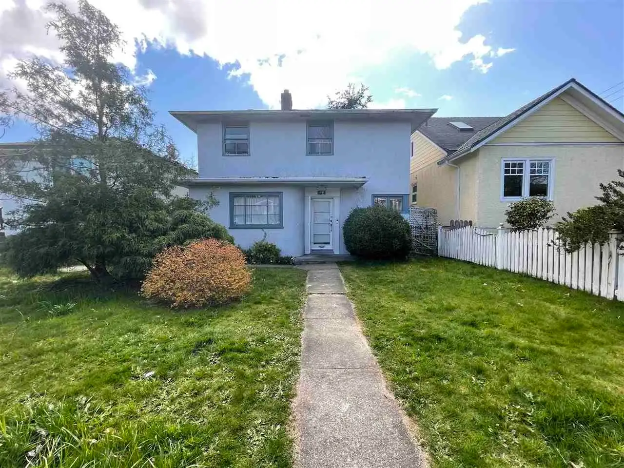 88 W 48TH AVENUE, Vancouver BC V5Y 2Y4