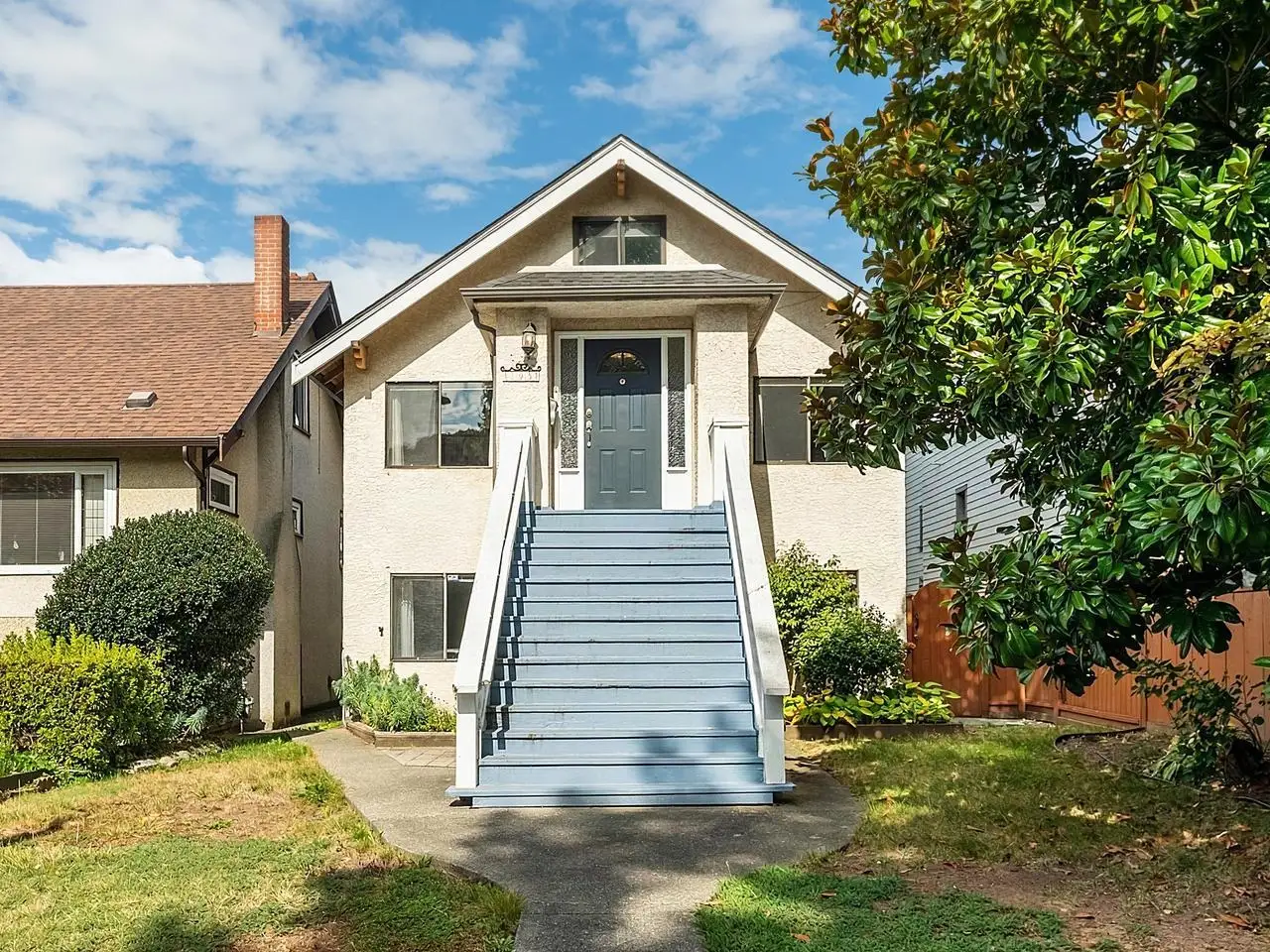 295 W 17TH AVENUE, Vancouver BC V5Y 1Z9