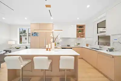 6700 FRANCIS ROAD, Richmond BC V7C 1K5