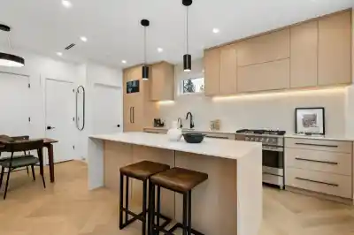 1 3639 E 46TH AVENUE, Vancouver BC V5S 1B7