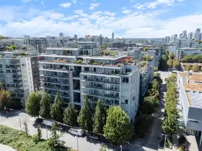 806 1633 ONTARIO STREET, Vancouver BC V5Y 0C2