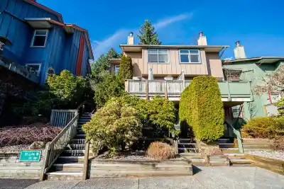 34 900 17TH STREET, North Vancouver BC V7P 3K5