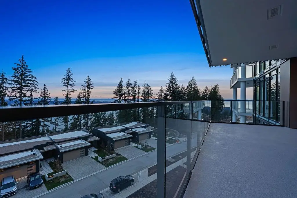 602 3963 UPLANDS WAY, West Vancouver BC V7S 0B7