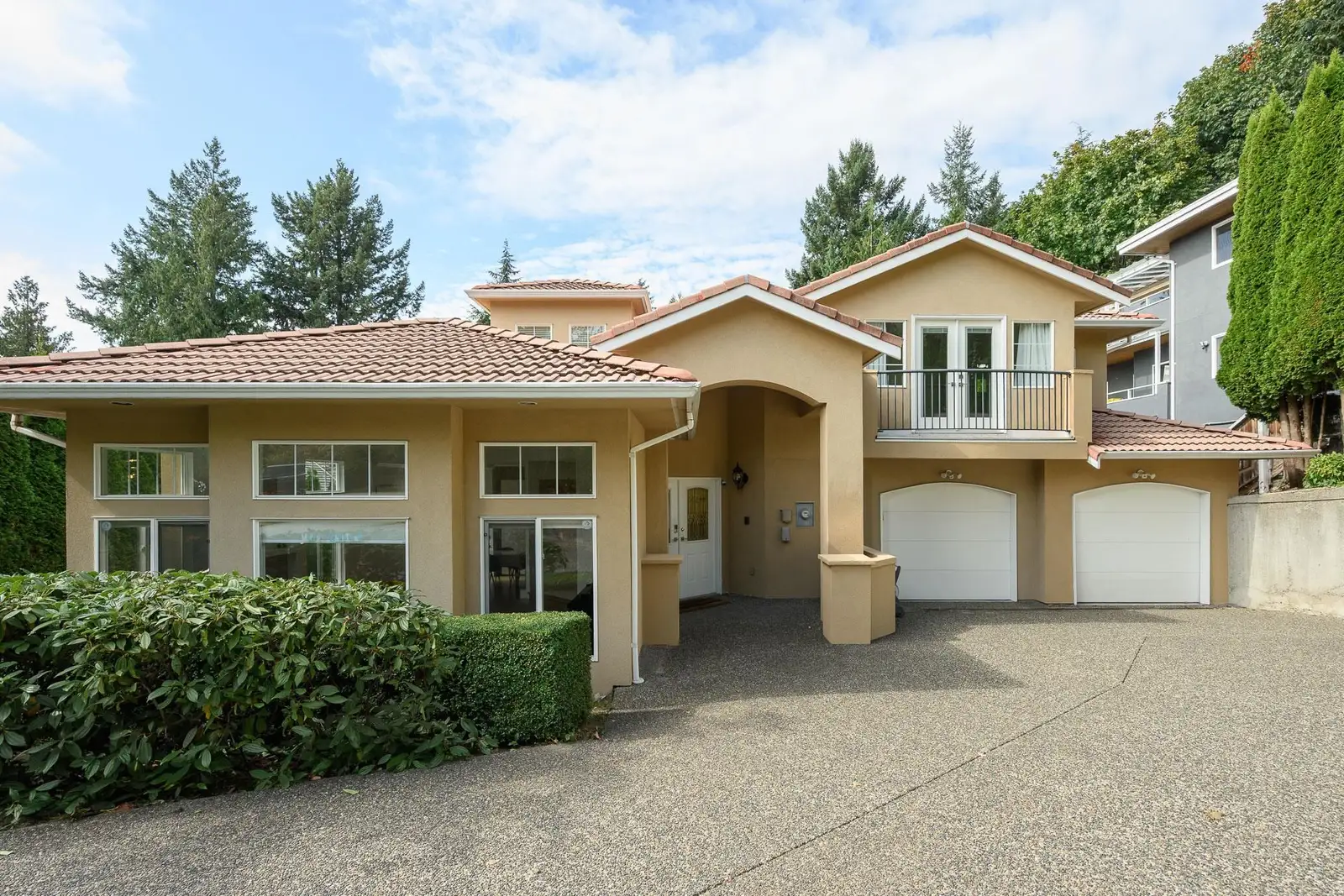 2757 CHELSEA COURT, West Vancouver BC V7S 3E9
