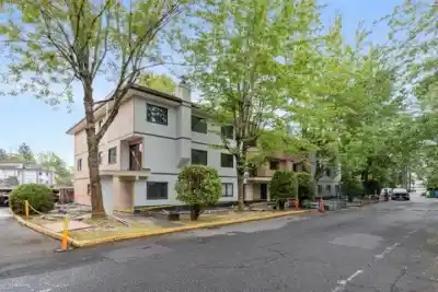 204 7120 133 STREET, Surrey BC V3W 1Z7
