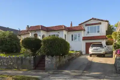 433 E 48TH AVENUE, Vancouver BC V5W 2E4